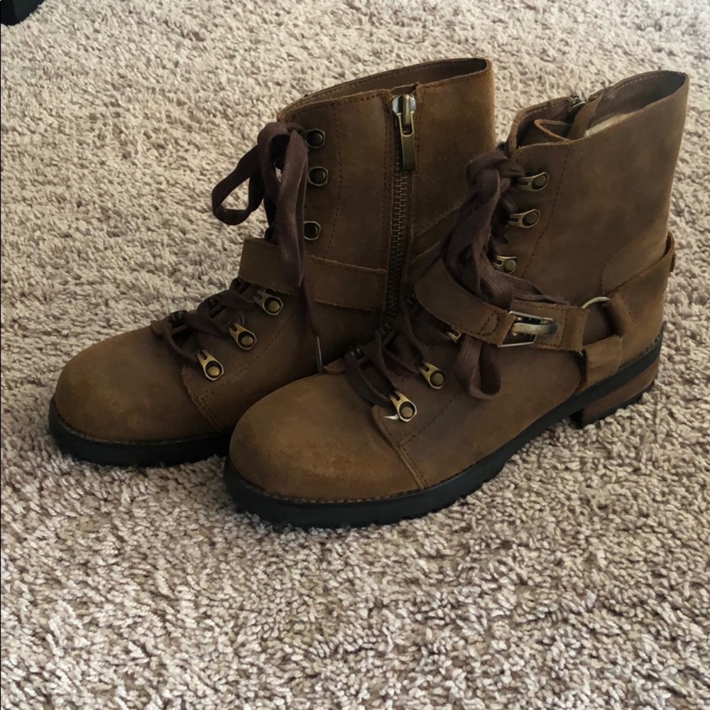 NWOT Ugg Boots